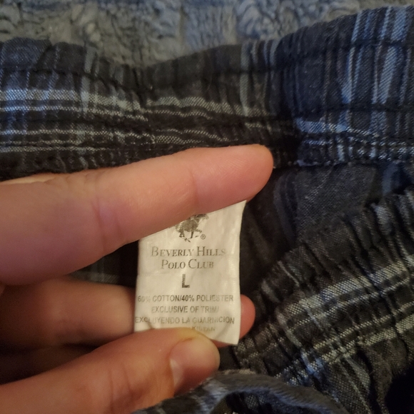 Pajama pants - second pair exact same - Picture 4 of 4